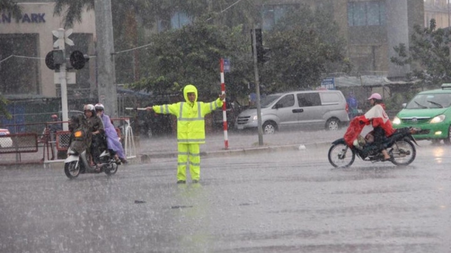 Thời tiết hôm nay 2/5: Miền Bắc có mưa rào và dông vài nơi